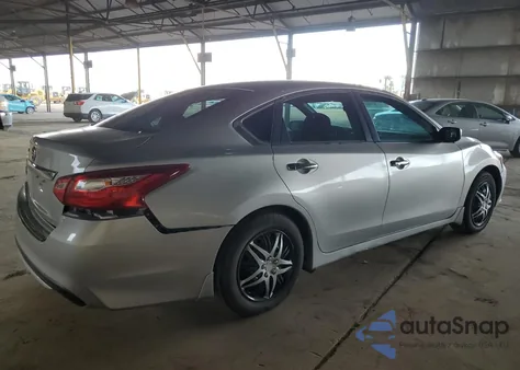 2016 Nissan Altima 2.5 z USA, uszkodzony, nr VIN 1N4AL3AP7GC198552